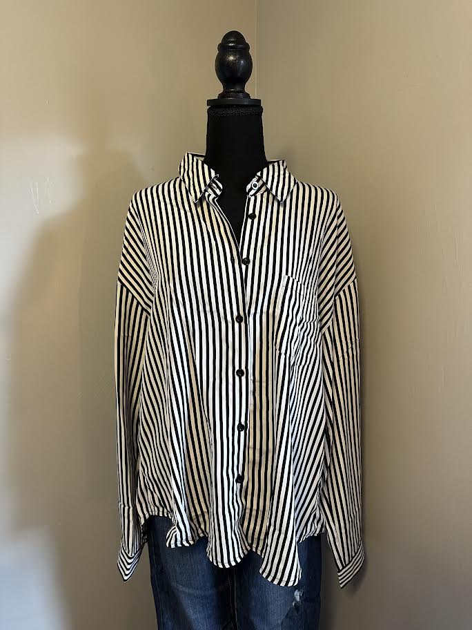 black/white striped dress shirt