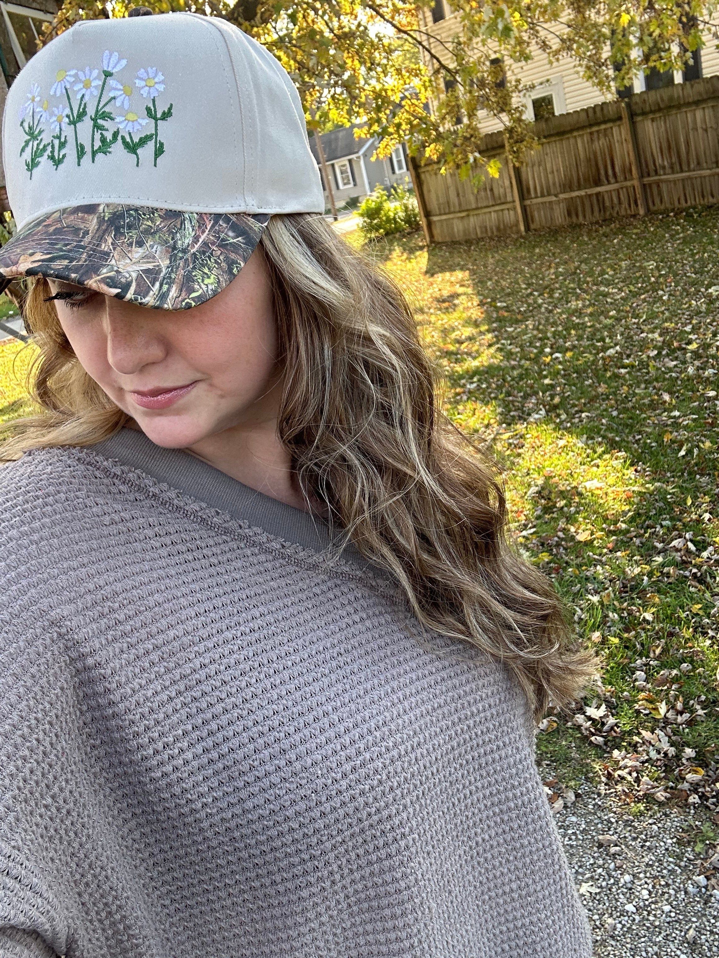 Daisy camo hat