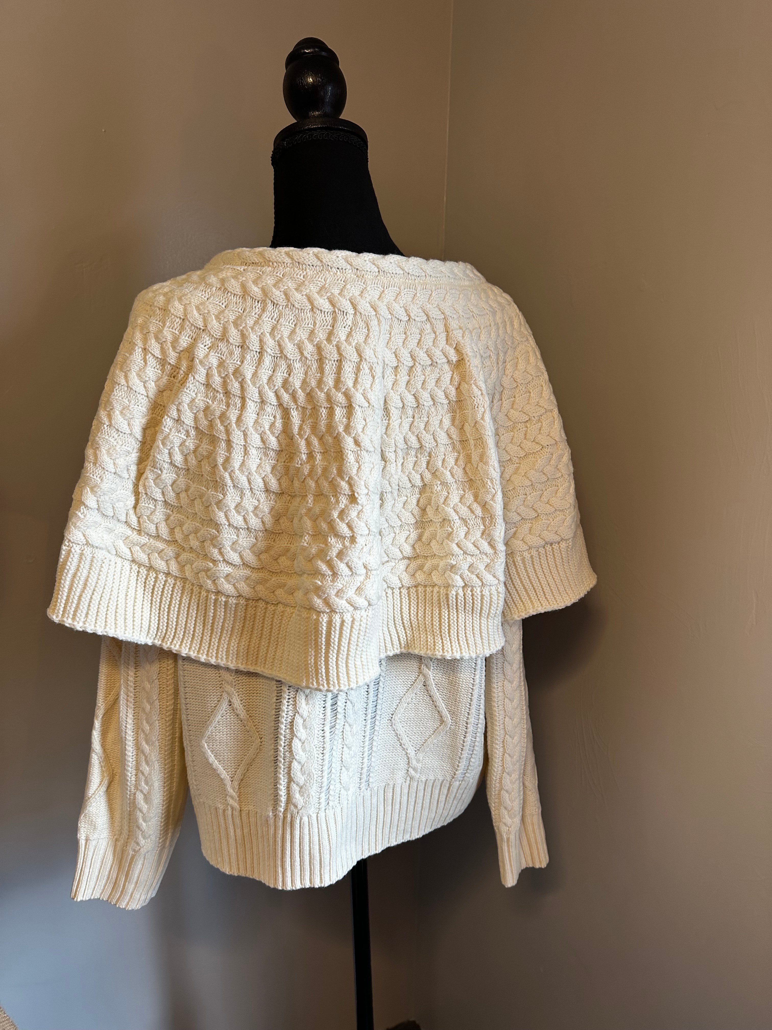 Cable knit cardigan with velvet black bow