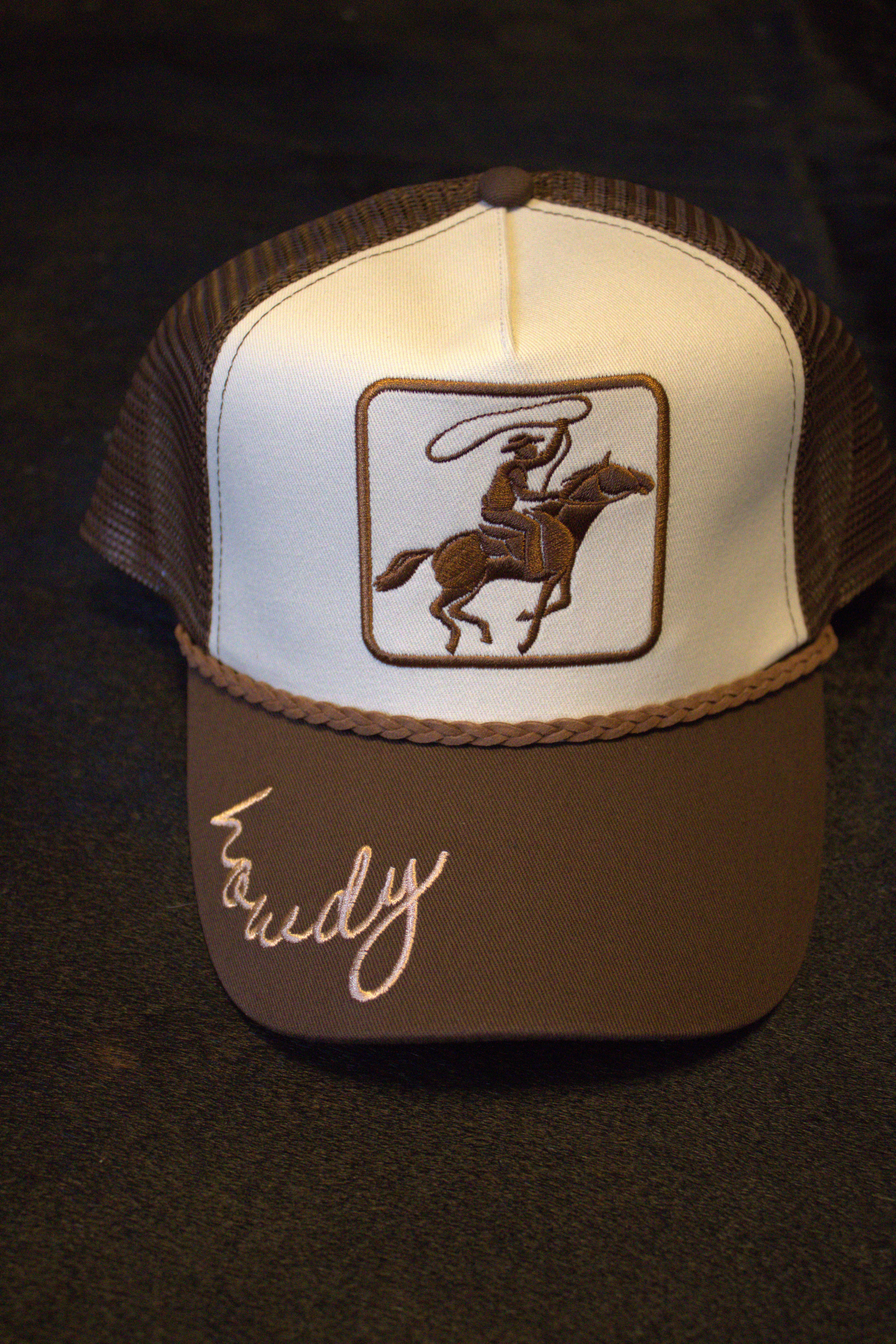 Howdy brown hat